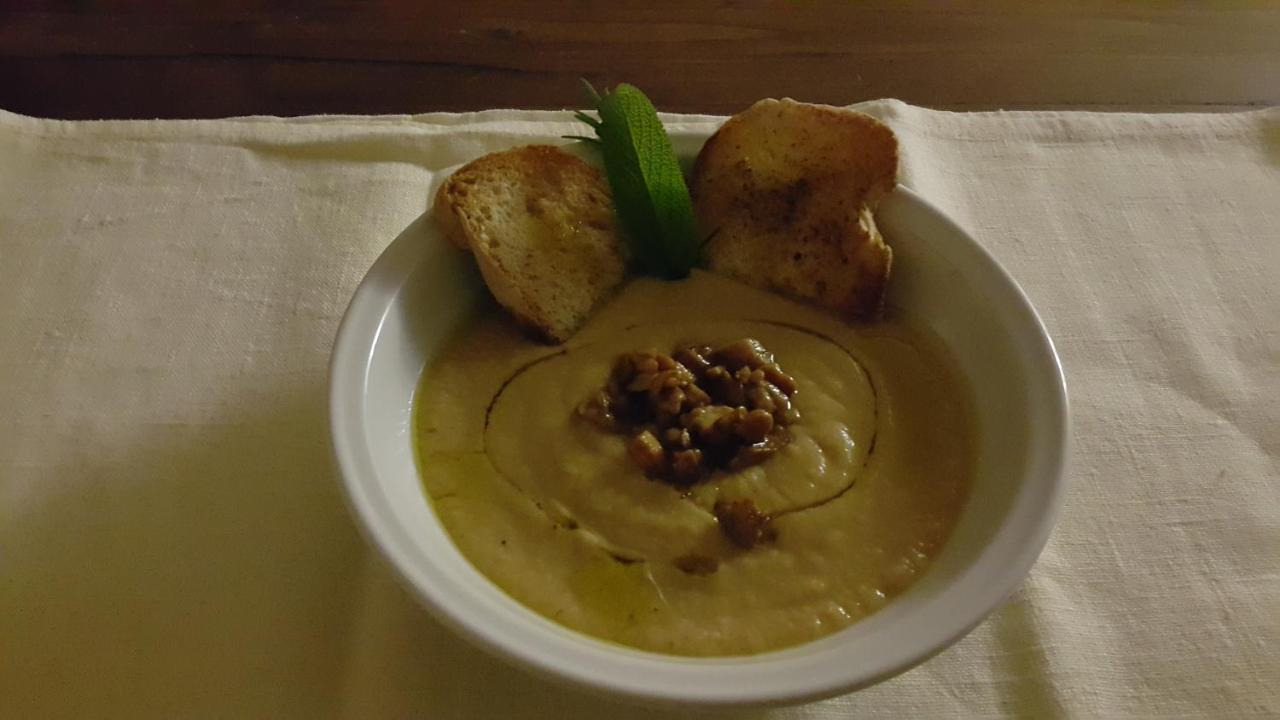 Agriturismo Countryhouse Le Giare 古比奥 外观 照片